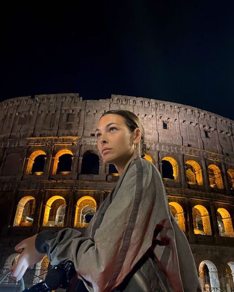 Vittoria Ceretti, At Night, Rome, A Woman, Instagram