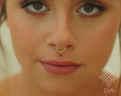 Indian Septum Ring, Septum Ring Aesthetic, Septum Piercing Indian, Septum Piercing Gold, Septum Nose Piercing, Gold Septum, Septum Piercing Jewelry, Septum Hoop, Septum Nose Rings