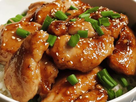 How To Thicken Sauce, Weeknight Dinner Recipes Easy, Quick Chicken, Honey Garlic Chicken, Savory Sauce, Honey Garlic, Garlic Chicken, Easy Weeknight Dinners, Chicken Seasoning