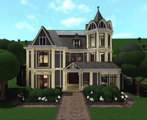 Gothic Victorian House Plans, Bloxburg Victorian House, Cottage Core Bloxburg House, Gothic Victorian House, Old Money House, Victorian House Plans, Old Victorian Homes, Mansion Exterior, Small House Layout