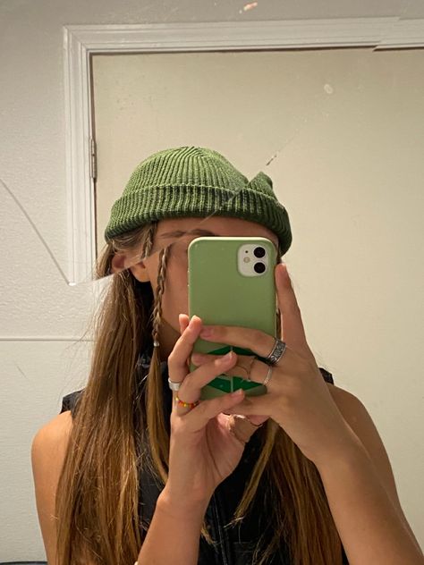 Trendy Green Beanie Hat, Green Beanie Aesthetic, Fisherman Beanie Women Outfit, Casual Green Crochet Beanie, Fisherman Hat Terquoise, Beanie Outfit, Hair Skin Nails, Trendy Fall Outfits, Hair Skin