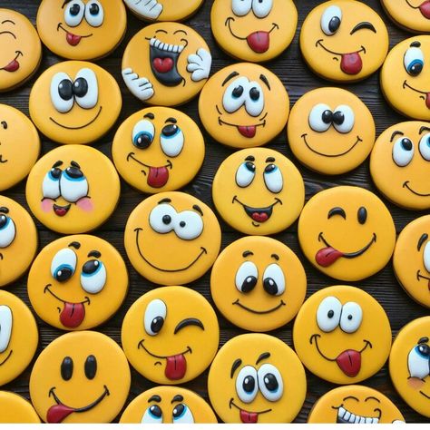 Face Cookies, Emoji Cookie, Crazy Cookies, Summer Cookies, Sugar Cookie Designs, Baby Cookies, Cookie Frosting, Creative Cookies, Cookie Inspiration