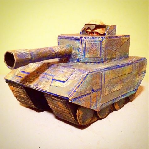 Cardboard Tank, Diy Cardboard Toys, Air Raid Shelter, Cardboard Toys, Diy Cardboard, Craft Tutorials, Decorative Boxes, Toys, The World