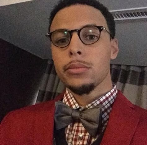 Steph Gonna Steph Steph Curry Funny, Steph Curry Icon, Steph Curry Aesthetic Pfp, Steph Curry Pfp, Curry Icon, Stephen Curry Funny, Curry Nba, Bronx Rappers, Nba Funny