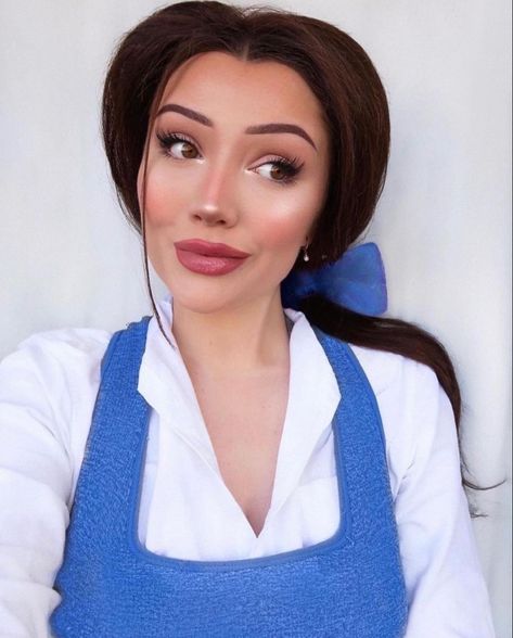 Halloween Makeup Looks 2022, Belle Makeup Looks, Disney Halloween Makeup, Makeup Looks 2022, 80s Makeup Looks, Makeup Looks Halloween, Belle Makeup, Disney Princess Makeup, Disney Character Makeup