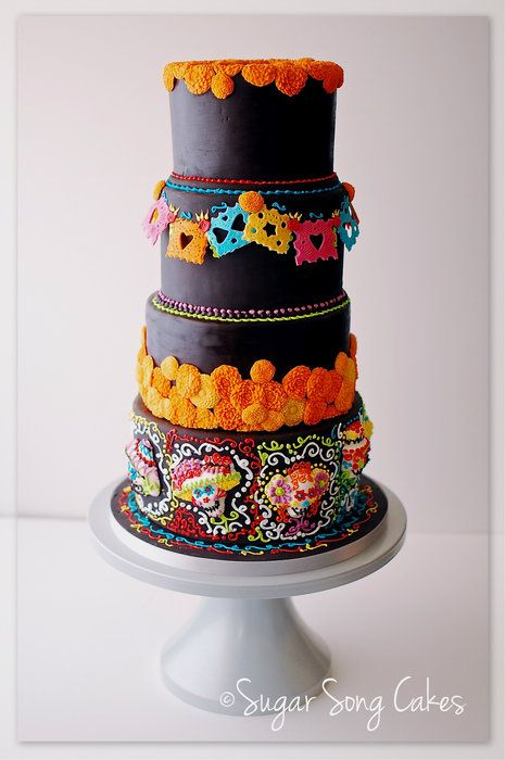 Dia De Los Muertos Wedding Cake Offrenda Table - by lorieleann @ CakesDecor.com - cake decorating website Offrenda Table, Day Of The Dead Cake, Mexican Wedding Cake, Mexican Cake, Fiesta Cake, Creative Wedding Cakes, Tiered Cake, Unique Wedding Cakes, Mexican Wedding