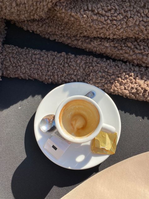 Coffee, Italy, milan, browns, brown aesthetic, earthy tones , earth tones, espresso, italian espresso, europe, european aesthetic, italian aesthetic, Italian Espresso, Italian Aesthetic, European Aesthetic, Brown Aesthetic, Earthy Tones, Coffee Break, Earth Tones, Milan, Italy