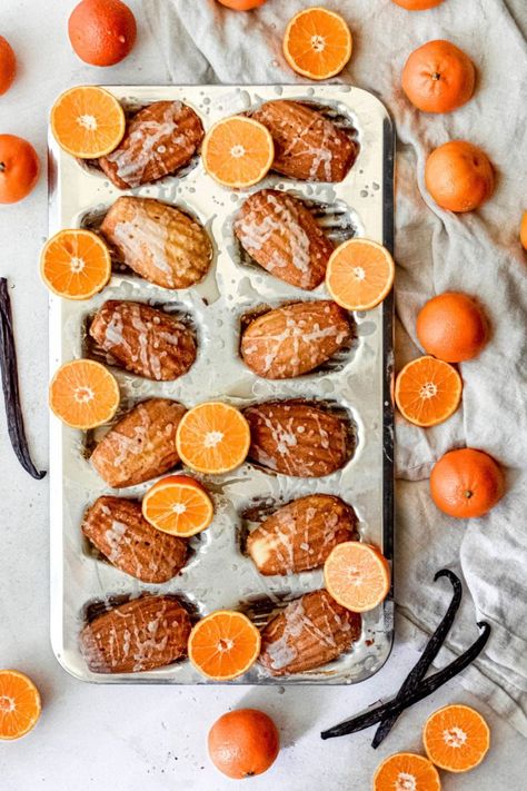 Bourbon Glaze Recipe, Orange Madeleines, Madelines Recipe, Madeline Cookies Recipe, Madeleine Cookies, بيتي فور, French Orange, Madeline Cookies, Madeleine Recipe