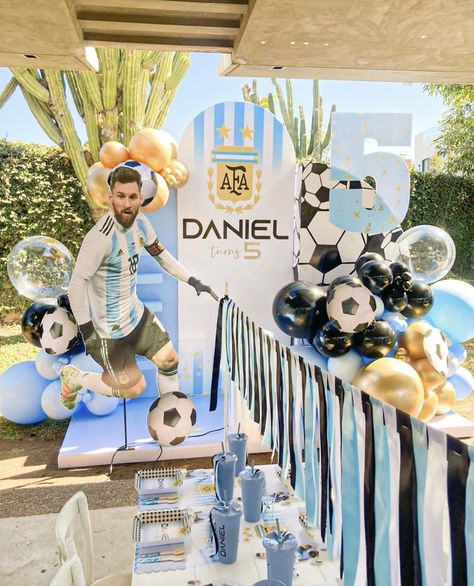 Messi And Ronaldo Birthday Party, Lionel Messi Birthday Party Ideas, Messi Party Decorations, Messi Theme Birthday Party, Messi Birthday Party Ideas, Messi Birthday Party, Boys Soccer Birthday Party, Ronaldo Birthday, Messi Birthday