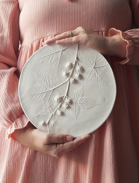 Plaster Wall Art Plant, Air Dry Clay Botanical, Botanical Relief Art, Botanical Bas Relief, Botanical Ceramic Plate, Flower Tile, Ceramic Wall Art, Ceramic Kitchen, Floral Wall Decor