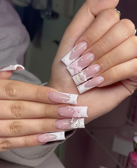 Greece Nails, Acrylic Nails Toes, Bow Trend, Bow Nails, Tapered Square Nails, Acrylic Nail Set, Sassy Nails, Girly Acrylic, Cute Nail Ideas