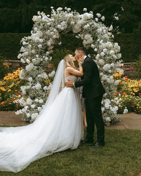 An absolute fairytale wedding for Jesse + Julia on Friday. The rain even held off for them, and they were able to have their gorgeous garden ceremony at Parkwood Estate. Julia got ready at her and Jesse’s beautiful home, and then her dad drove her to Parkwood Estate in his Camaro. She met Jesse for an emotional first look and private vow reading in the Italian Garden before their ceremony. The party continued back at their home where they had decorated their beautiful backyard. Every little... The Hillside Estate Wedding, Parkwood Estate, Garden Ceremony, Italian Garden, Beautiful Backyards, Gorgeous Gardens, Estate Wedding, Fairytale Wedding, Beautiful Home