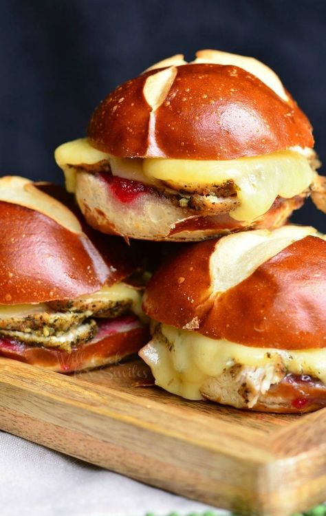 Sliders Recipes Turkey, Will Cook For Smiles, Turkey Sliders, Hosting Thanksgiving Dinner, Slider Sandwiches, Thanksgiving Leftover Recipes, Pretzel Bun, Delicious Thanksgiving, Thanksgiving Leftovers