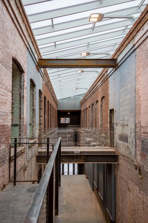 Mass Moca, Architecture Renovation, Renovation Architecture, Cooler Style, Viborg, Industrial Architecture, Education Architecture, Adaptive Reuse, Brick Walls