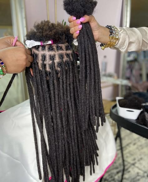 Instant Locs On Short Hair, Instant Locs With Extensions, Instant Dreads, Loc Sizes, Permanent Dreadlock Extensions, Dread Hairstyles For Men, Dreads Extensions, Manikin Head, Hype Hair