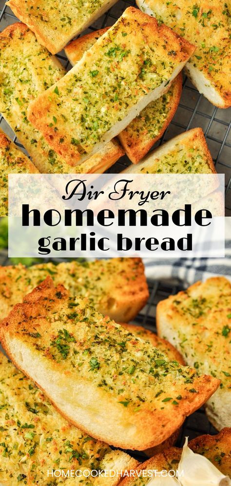 This Air Fryer Garlic Bread is smothered in softened butter, fresh garlic, and sprinkled with a dash of parsley. Garlic Bread In The Air Fryer, Air Fry Garlic Bread, Garlic Bread Airfryer, Bread Airfryer, Biscuit Muffins, Air Fryer Garlic Bread, No Carb Bread, Frozen Garlic Bread, Air Fryer Garlic