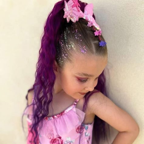 Mermaid Waves Range Mermaid Birthday Hairstyle, Mermaid Hairstyles For Kids, Emma Hairstyle, Mermaid Hairstyles, Mermaid Hair Extensions, Unicorn Hair Color, Mermaid Waves, Braided Hairdo, Trendy Hairstyle