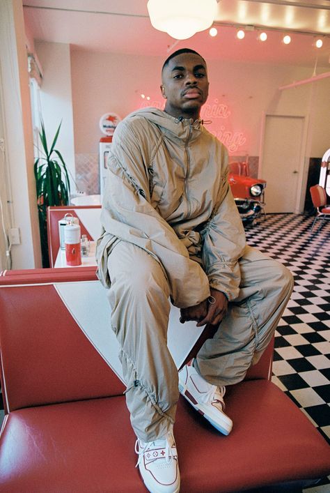 Vince Staples Style, Vince Staples Outfit, Vince Staples Aesthetic, Dingyun Zhang, His Love Language, Vince Staples, Rapper Outfits, Archive Fashion, Nice Pictures