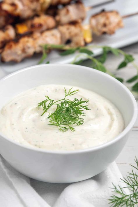 A creamy yogurt sauce that's just bursting with your favorite mediterranean flavors. You'll have it stirred up in just minutes and ready for dipping! Yogurt Sauce For Chicken, Maple Bourbon Glaze, Yogurt Dill Sauce, Yogurt Dipping Sauce, Yogurt Marinated Chicken, Dill Dip, Bourbon Glaze, Fall Salad, Citrus Dressing