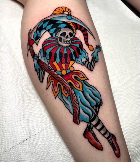 Scary Tattoo Ideas, Horror Tattoo Ideas, Jester Tattoo, Hipster Tattoo, Traditional Tattoo Inspiration, Medieval Tattoo, Tattoo Apprenticeship, Native Tattoos, Traditional Style Tattoo