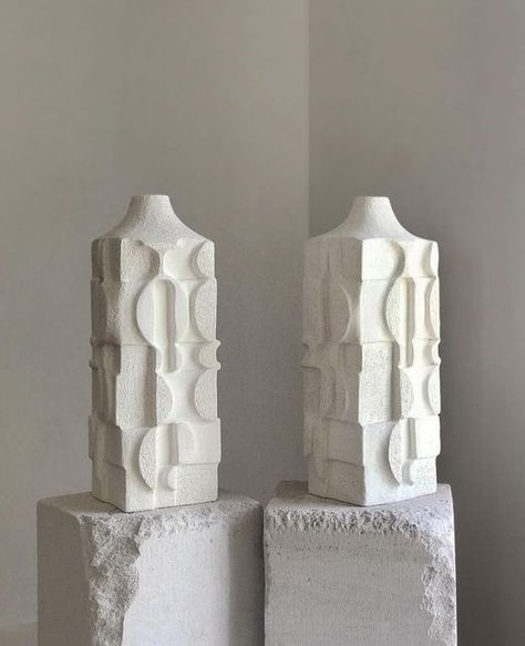 Jan Vogelpoel Ceramics on Instagram: "Ultrasonic vessels commissioned by @annapearlflanders for an exciting new project🤍 #contemporaryceramicsculpture #modernceramics #melbourneceramics #australianceramicssculpture" Altered Forms Ceramics, Hollow Form Ceramics, Candelabras Ceramic, Slab Lantern Ceramics, Brutalist Ceramics, Slab Pottery, Modern Ceramics, Ceramic Sculpture, Sculpture