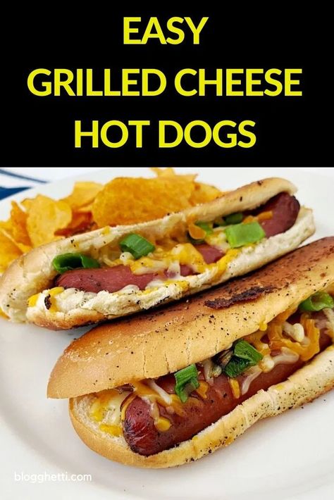 Grilled Cheese Recipes Easy, Grilled Cheese Hot Dog, Cheese Hot Dogs, Pizza Grilled Cheese Sandwich, Buffalo Chicken Grilled Cheese, Easy Grilled Cheese, Creative Sandwich, Ultimate Grilled Cheese, Pizza Grilled Cheese