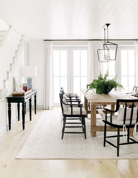 Ikea Deco, Farm House Dining Room, Casual Dining Rooms, Inviting Home, The Dining Room, Dining Room Inspiration, Farmhouse Dining Room, Dining Room Bench, Room Remodeling