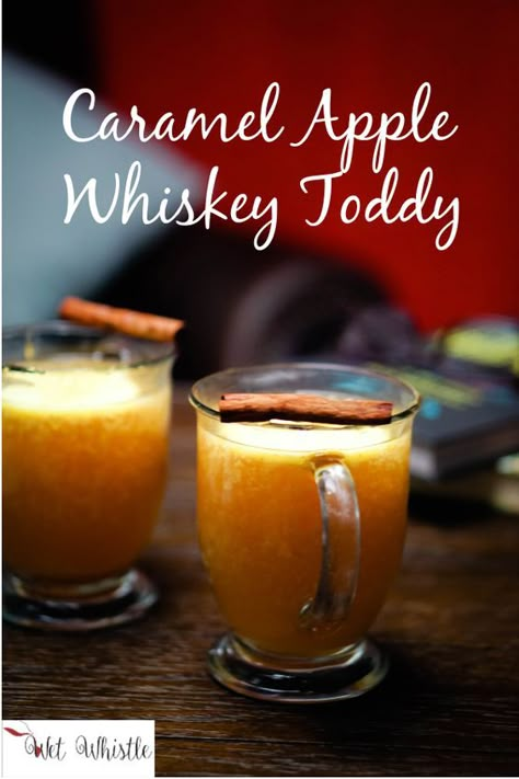 Apple Whiskey, Toddy Recipe, Hot Toddies Recipe, Boozy Drinks, Winter Cocktails, Whiskey Drinks, Fall Cocktails, Whiskey Cocktails, Winter Drinks