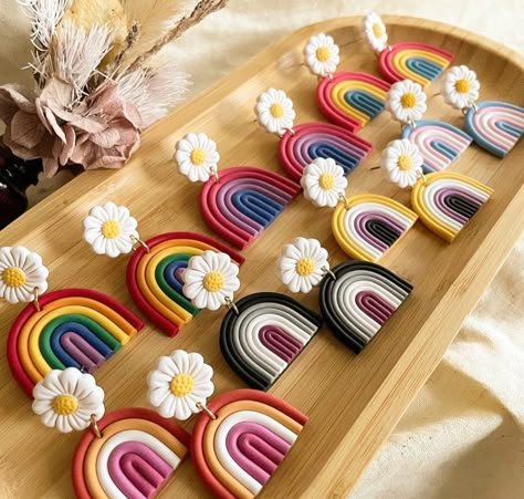 Polymer Clay Rainbow, Polymer Clay Beads Diy, Diy Necklace Making, Diy Earrings Easy, Polymer Clay Flower Jewelry, Diy Earrings Polymer Clay, Polymer Clay Jewelry Diy, Handmade Earrings Beaded, Polymer Jewelry