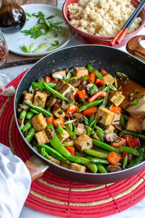 Ginger Hoisin Tofu Stir Fry Hoisin Tofu Stir Fry, Hoisin Tofu, Stir Fry Ideas, Fry Ideas, Tofu Stir Fry, Red Bell Peppers, Duck Sauce, Fried Tofu, Biryani Recipe