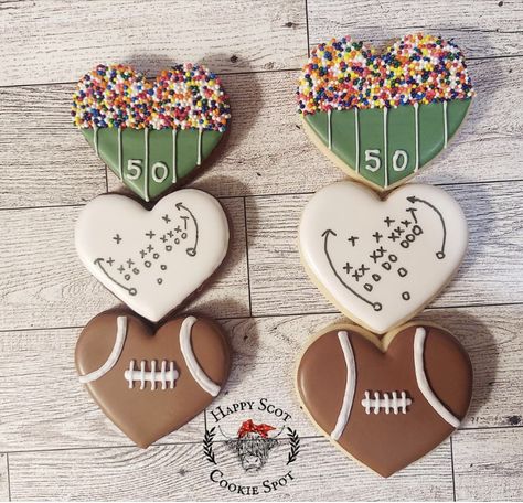 Football Game Cookies, Nfl Cookies Decorated, Heart Football Cookies, Super Bowl Sugar Cookies Decorated, Superbowl Cookies Decorated, Super Bowl Sugar Cookies, Football Cookies Royal Icing, Football Royal Icing Cookies, Super Bowl Cookies Decorated