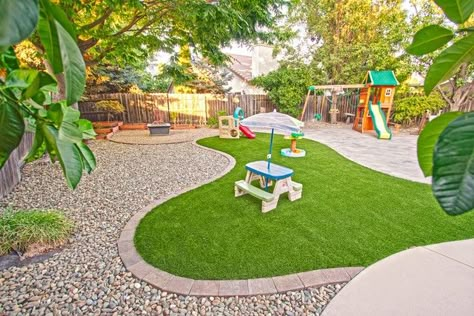 Artificial Grass Backyard Play Areas, Astroturf Backyard Play Areas, Outdoor Turf Play Area, Turf Kids Play Area, Kid Friendly Backyard Landscaping, Backyard Turf Play Areas, Zero Scape Landscaping Backyard For Dogs, Turf Playground Backyard, Turf Backyard Ideas Play Areas