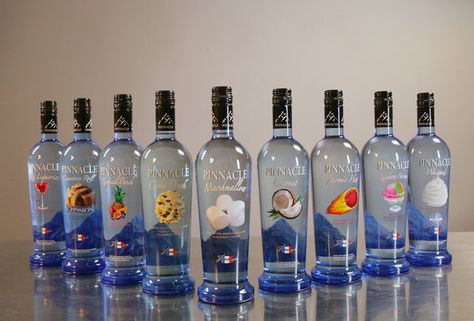 Power Rank: 9 Pinnacle flavored vodkas, from cookie dough to marshmallow. That's a yummy collection Flavored Vodka Drinks, Cider Martini, Pink Lemonade Vodka, Pinnacle Vodka, Vodka Recipes Drinks, Vodka Gifts, Caramel Vodka, Raspberry Vodka, Vodka Lemonade