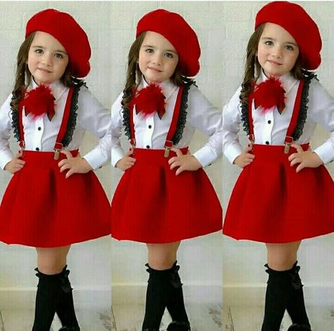 Christmas Outfits Girls Kids, Christmas Dress For Girls Kids, Kids Outfits Daughters, Mother Daughter Fashion, Kids Christmas Outfits, Modest Dresses Casual, Kids Fashion Dress, Kids Frocks