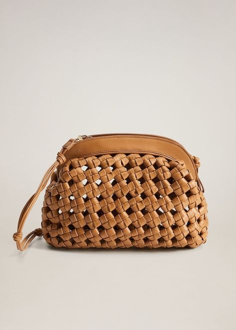 Cargo Dress, Basket Bags, Braided Bag, Woven Purse, Woven Leather Bag, Brown Accessories, Braid Designs, Rattan Bag, Macrame Bag