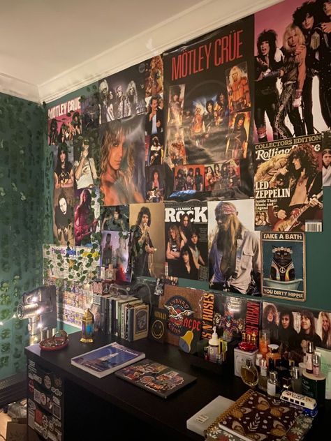 80s Aesthetic Bedroom, 70s Rockstar Aesthetic, Rock N Roll Bedroom, Big Collage, Uni Room Decor, 80s Room Aesthetic, 70s Rockstar, Antique Bedroom Ideas, Mint Tin Crafts