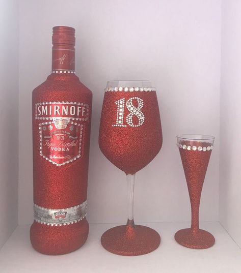 Smirnoff Bottle, Alcohol Bottle Decorations, Glitter Alcohol, Bedazzled Liquor Bottles, Bedazzled Bottle, Alcohol Bottle Crafts, Decorated Liquor Bottles, Glitter Wine Bottles, Personalised Wine Glass