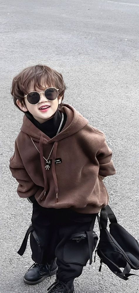 Baby Boy Korean Outfits, Korean Boy Hairstyle Kids, Korean Baby Boy Haircut, Chinese Boy Haircut, Asian Kids Boy, Korean Kids Outfits Boys, Korean Toddler Boy, Kid Hairstyles Boy, Korean Boy Fashion