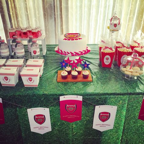 Arsenal Party Football Theme Birthday, Football Birthday Party, Soccer Birthday, Football Themes, Soccer Party, Football Birthday, Football Party, 7th Birthday, Dad Birthday