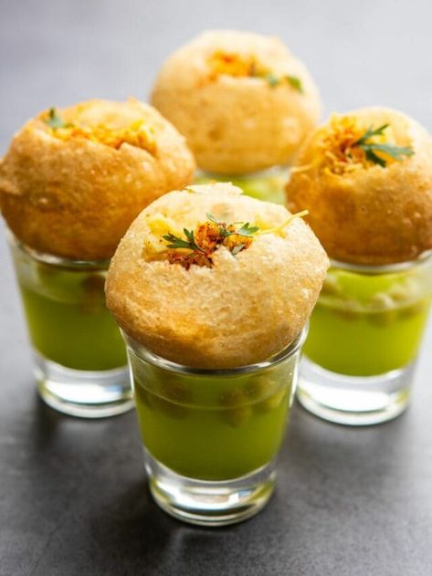 Easy Pani Puri Recipe To Try At Home Pani Poori Photography, Bel Puri Recipe, Pain Puri Recipe, Pani Puri Filling Recipe, Pani Puri Pani Recipe, Pan Puri, Pani Puri Shots, Pani Puri Recipe, Puri Recipe