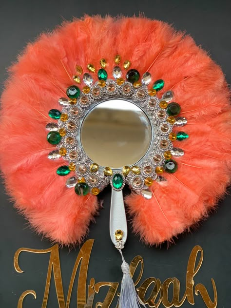 Used for weddings Bridal Hand Fan, Bridal Fans, African Fan, Feather Hand Fan, Fans For Wedding, Bridal Fan, Homemade Shortbread, Bling Cakes, Mirror Luxury