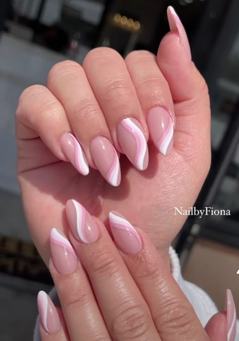 Pointed Acrylic Nail Designs, Pink Swirls Nails, Simple Summer Almond Nails, Pink Nail Designs 2023, Nails Line Design, French Tips Natural, Nails Ideas Ombre, Elegant Nails Design, Classy Nails Ideas