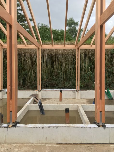 The Alice Hawthorn — www.timber-workshop.com Timber Frame Construction Detail, Timber Frame Building, Timber Frame House, Timber Architecture, Timber Frame Construction, Wooden Architecture, Wood Frame Construction, Timber Buildings, Backyard Greenhouse