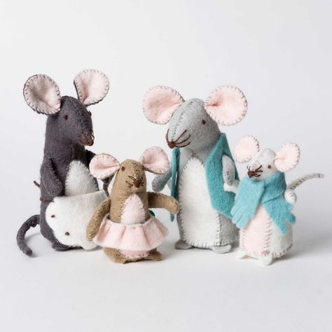 Felt Rat, Rat Pattern, Decorative Cardboard Boxes, Felt Pincushions, Bear Felt, Art Origami, Folk Design, Felt Craft, Felt Mouse