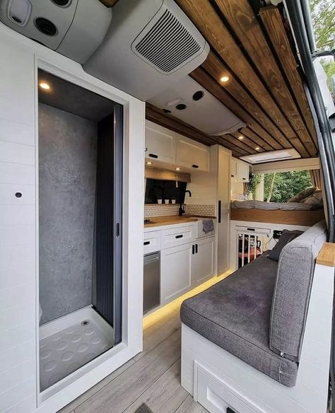 Van Conversion With Shower, Camper Van Shower, Van Conversion Layout, Van Dwelling, Conversion Van, Kombi Home, Van Conversion Interior, Diy Camper Remodel, Caravan Interior