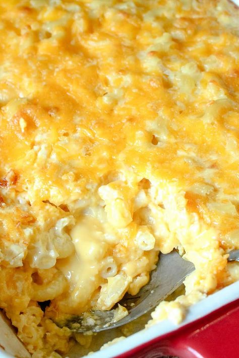 Sweetie Pie's Mac & Cheese Southern Style Cooking, Chicken Penne Pasta, Chicken Spaghetti Casserole, Mac Cheese Recipes, Just A Pinch Recipes, Cheese Casserole, Pesto Chicken Pasta, Yummy Casseroles, Just A Pinch