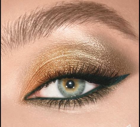 Eyeliner For Hazel Eyes, Eyeshadow For Hazel Eyes, Fall Makeup Ideas, Luxury Palette, Colour Magic, New Makeup Trends, Light Makeup Looks, Makeup Looks For Green Eyes, Green Lights