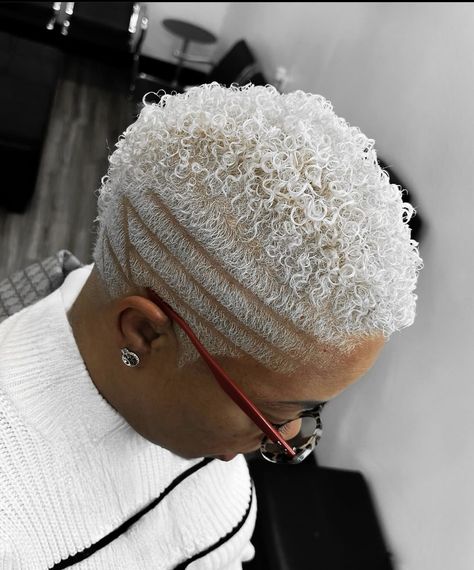 Short 4b Natural Hair, Very Short Haircuts For Women, Shave Designs, 4b Natural Hair, Short Natural Haircuts, Short Hair Designs, Short Shaved Hairstyles, Shaved Hair Designs, Tapered Natural Hair