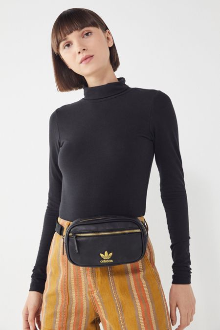 adidas Originals Clear Festival Crossbody Bag | Urban Outfitters Adidas Belt Bag, Belt Bag Fashion, Long Grey Cardigan, Waist Purse, Zara Bags, Trendy Swimwear, Leather Belt Bag, Faux Leather Belts, Dark Wear