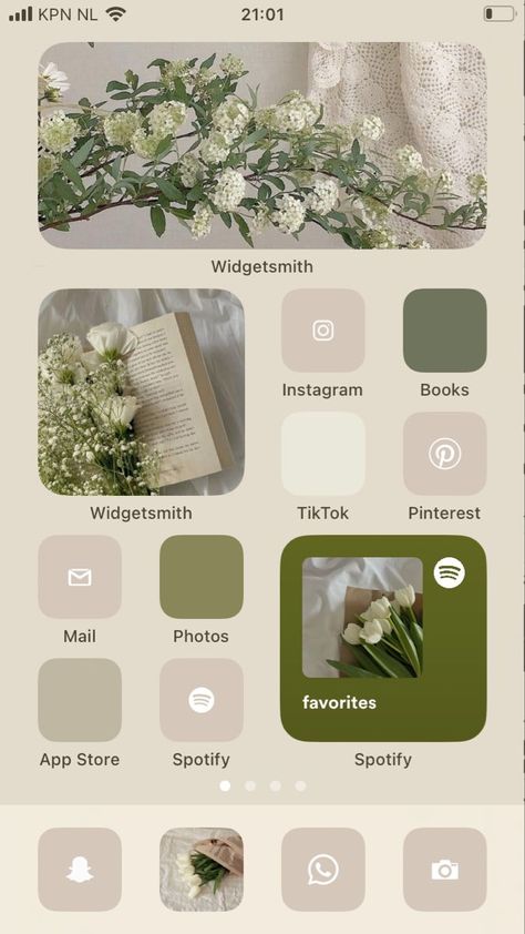 Aesthetic Ios Wallpaper, Ios Wallpaper Aesthetic, Wallpapper Iphone, Ios Setup, Lockscreen Ios, Cute Home Screens, Wallpaper Ios, Ios Wallpaper, Aesthetic Ios